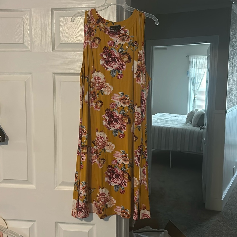 Women’s dress